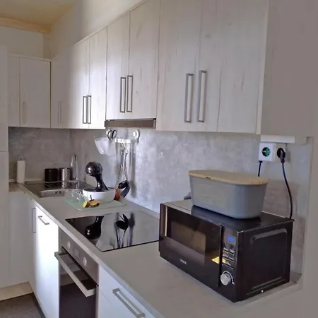 First Row To The Sea Mobilehome Apartment *