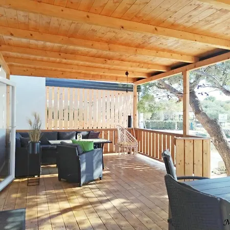 First Row To The Sea Mobilehome Apartment Drage